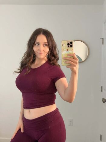 Full leaked Elle private onlyfans photo