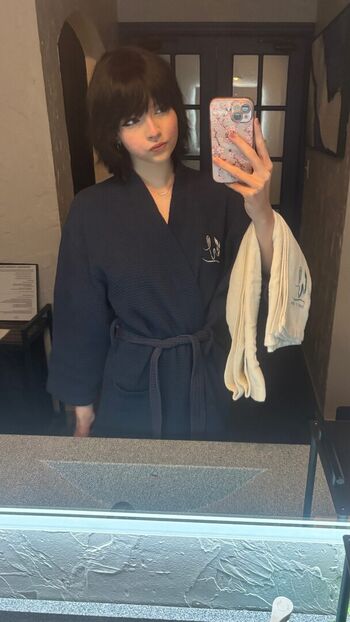 Full leaked Ellibear private onlyfans photo