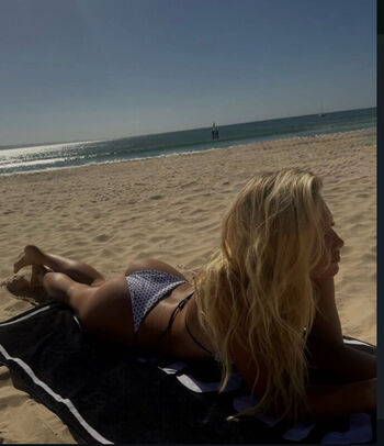 Full leaked Emilee axelsson private onlyfans photo
