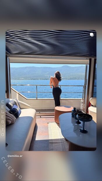 Full leaked Emiliia ar private onlyfans photo