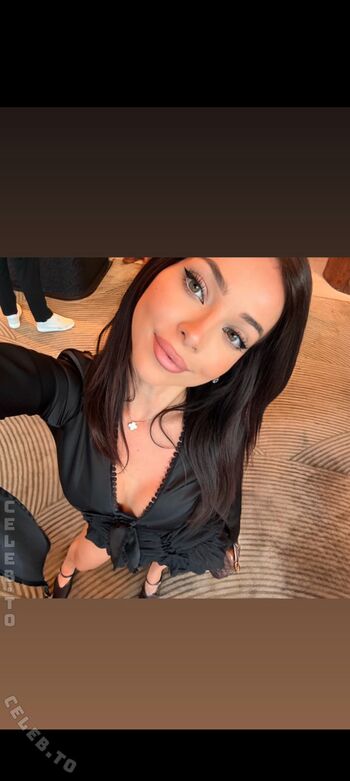 Full leaked Emiliia ar private onlyfans photo