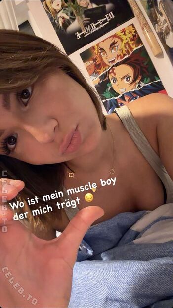 Full leaked Emilyynl private onlyfans photo