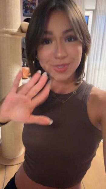 Full leaked Emmilovscats private onlyfans photo