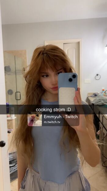 Full leaked Emmyuh private onlyfans photo