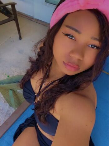 Full leaked Emorie private onlyfans photo