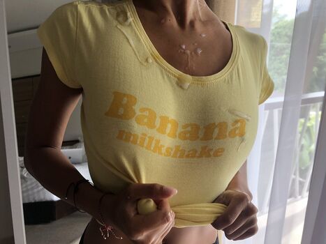 Full leaked Erzabel private onlyfans photo