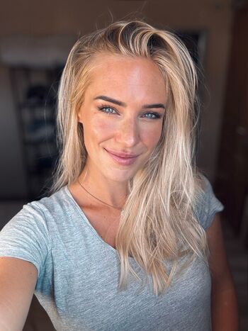 Full leaked Eva mikulski private onlyfans photo