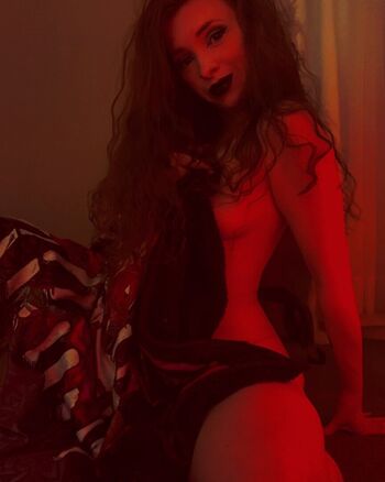 Full leaked Evelyndefierce private onlyfans photo
