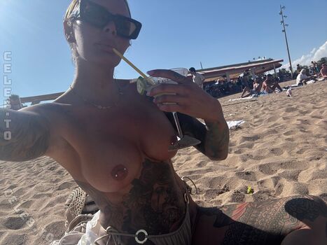 Full leaked Evelynuncovered private onlyfans photo