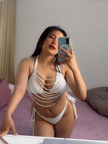 Full leaked Evequinn private onlyfans photo