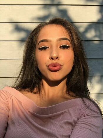 Full leaked Everythingveronica page private onlyfans photo