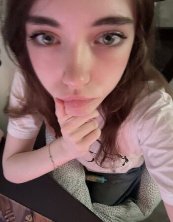 Full leaked Fallingunicorn private onlyfans photo