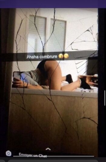 Ficha Yubo