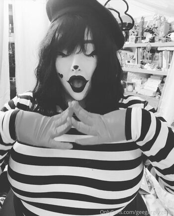 Full leaked Geegargargoyle private onlyfans photo