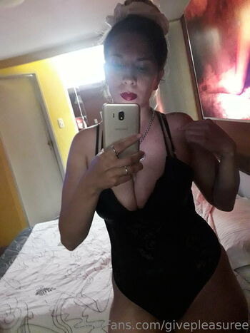 Full leaked Givepleasuree private onlyfans photo
