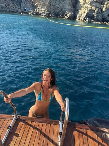 Full leaked Hailey esser private onlyfans photo