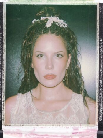 Full leaked Halsey page private onlyfans photo