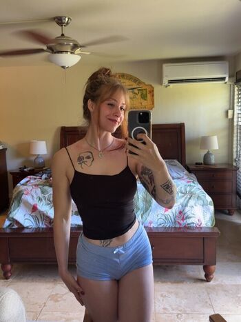 Full leaked Hannah inthegym private onlyfans photo