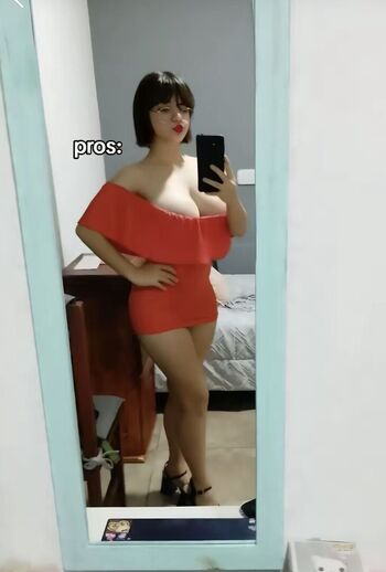 Full leaked Honeymoongirl private onlyfans photo