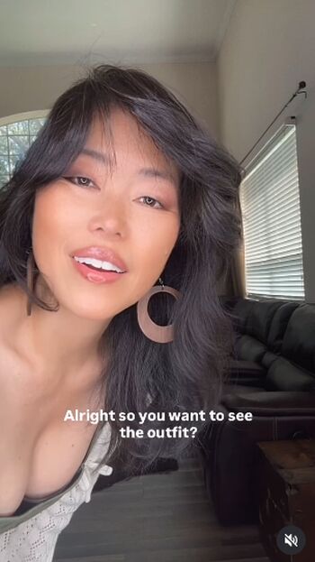 Hotmomjane
