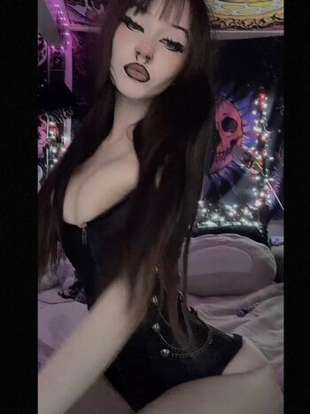 Full leaked Ipukeglitter page private onlyfans photo