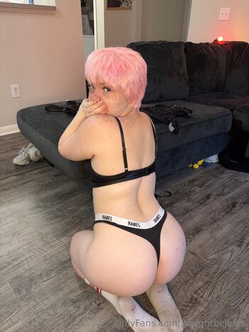 Full leaked Itmightbekaraa private onlyfans photo