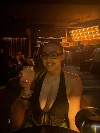 Full leaked Itsqueennovaa private onlyfans photo