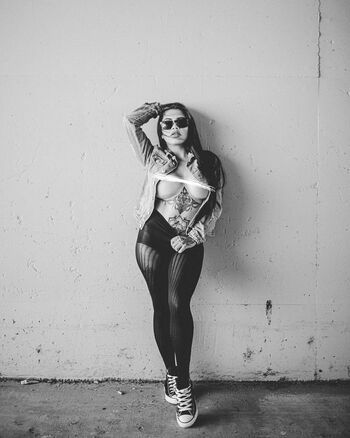 Full leaked Izzyboo page private onlyfans photo