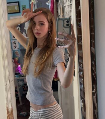 Full leaked Jadoreeana private onlyfans photo