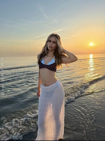 Full leaked Jasmin schneider private onlyfans photo