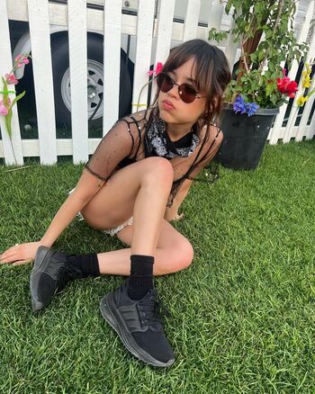 Full leaked Jenna ortega private onlyfans photo
