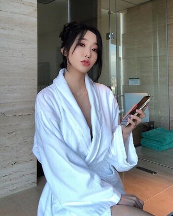 Full leaked Jeong woo joo page private onlyfans photo