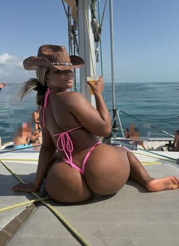 Full leaked Julybubbles private onlyfans photo