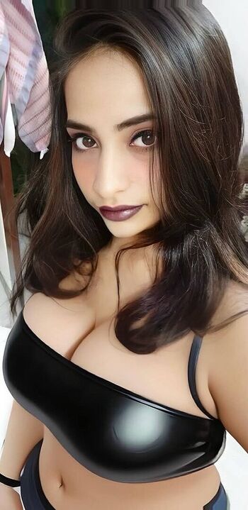 Full leaked Kamini kauahik private onlyfans photo