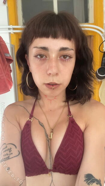 Full leaked Karamelisiertt private onlyfans photo