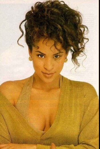 Full leaked Karyn parsons private onlyfans photo