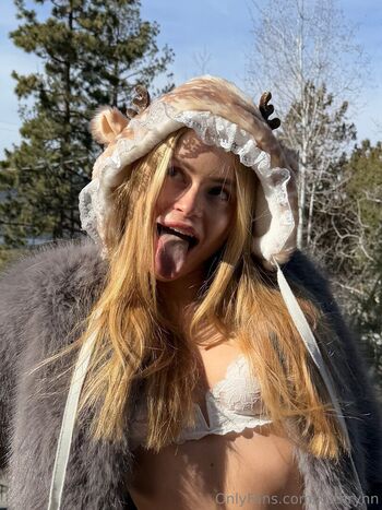 Full leaked Kathrynn private onlyfans photo