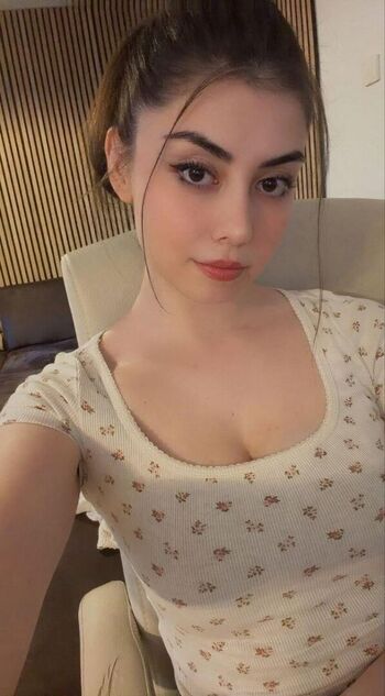Full leaked Katsaurus private onlyfans photo