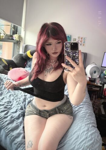 Full leaked Kiakuromi private onlyfans photo