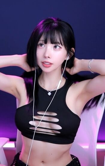 Full leaked Kim yu private onlyfans photo