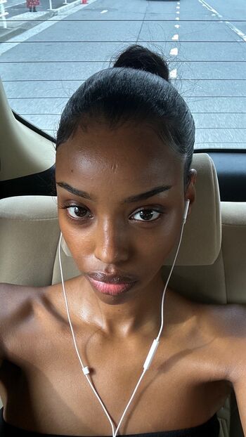 Full leaked Ladan farah private onlyfans photo