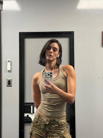 Full leaked Laysla de oliveira page private onlyfans photo