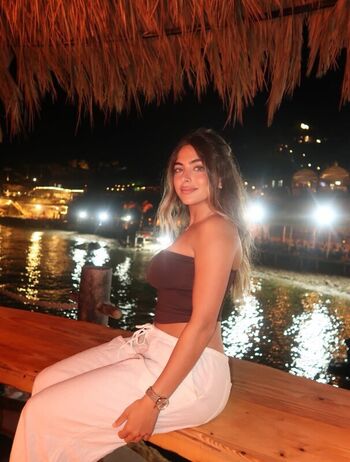 Full leaked Lea kobrossy private onlyfans photo
