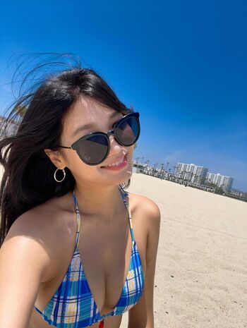 Full leaked Lee hee eun page private onlyfans photo