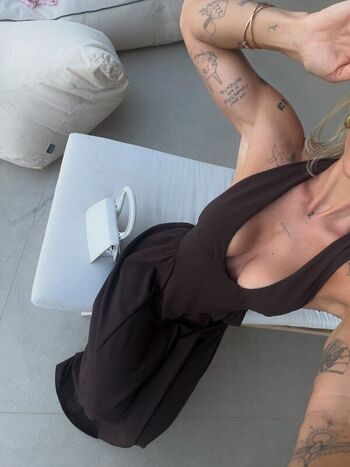 Full leaked Lena ajoy private onlyfans photo