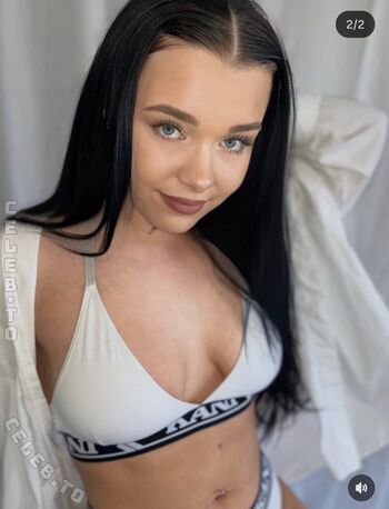 Full leaked Lexxnie private onlyfans photo