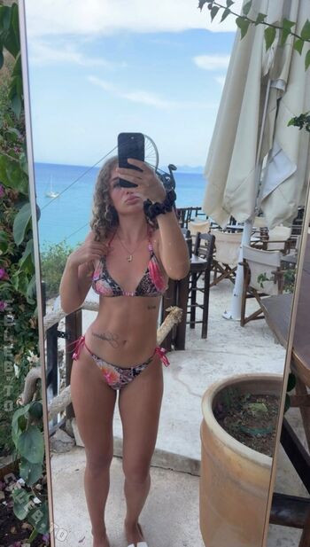 Full leaked Lianadaria private onlyfans photo