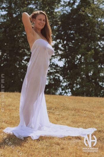 Full leaked Lisa joanne private onlyfans photo