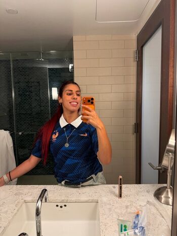 Full leaked Lisa zimouche private onlyfans photo