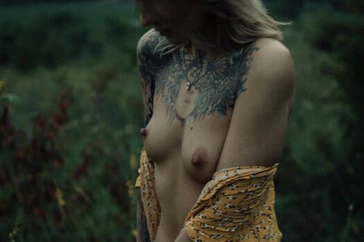 Full leaked Lisichkadevil private onlyfans photo